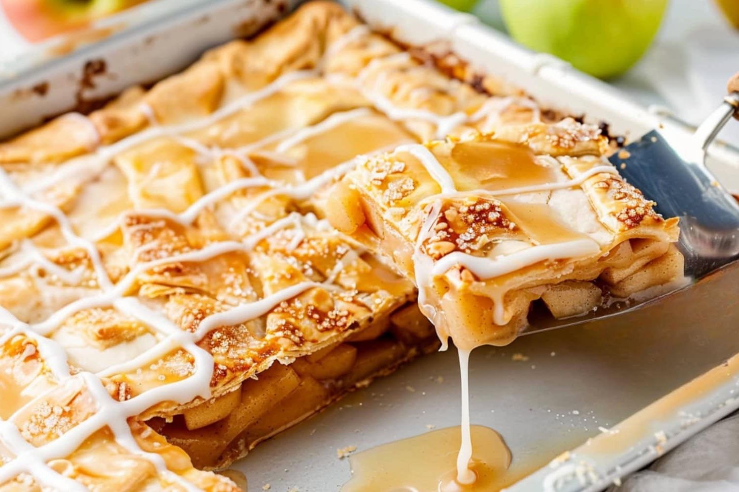 apple-slab-pie-recipe-with-maple-icing