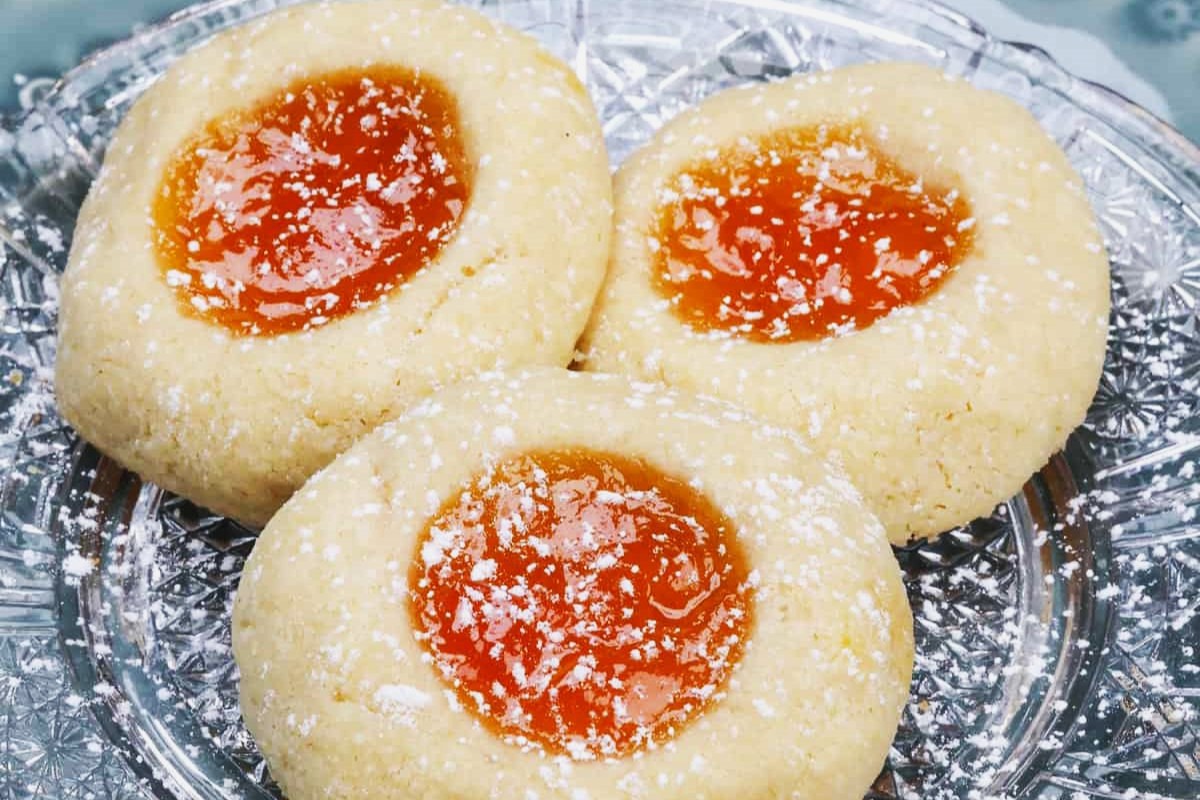 apricot-cream-cheese-thumbprint-cookies-recipe