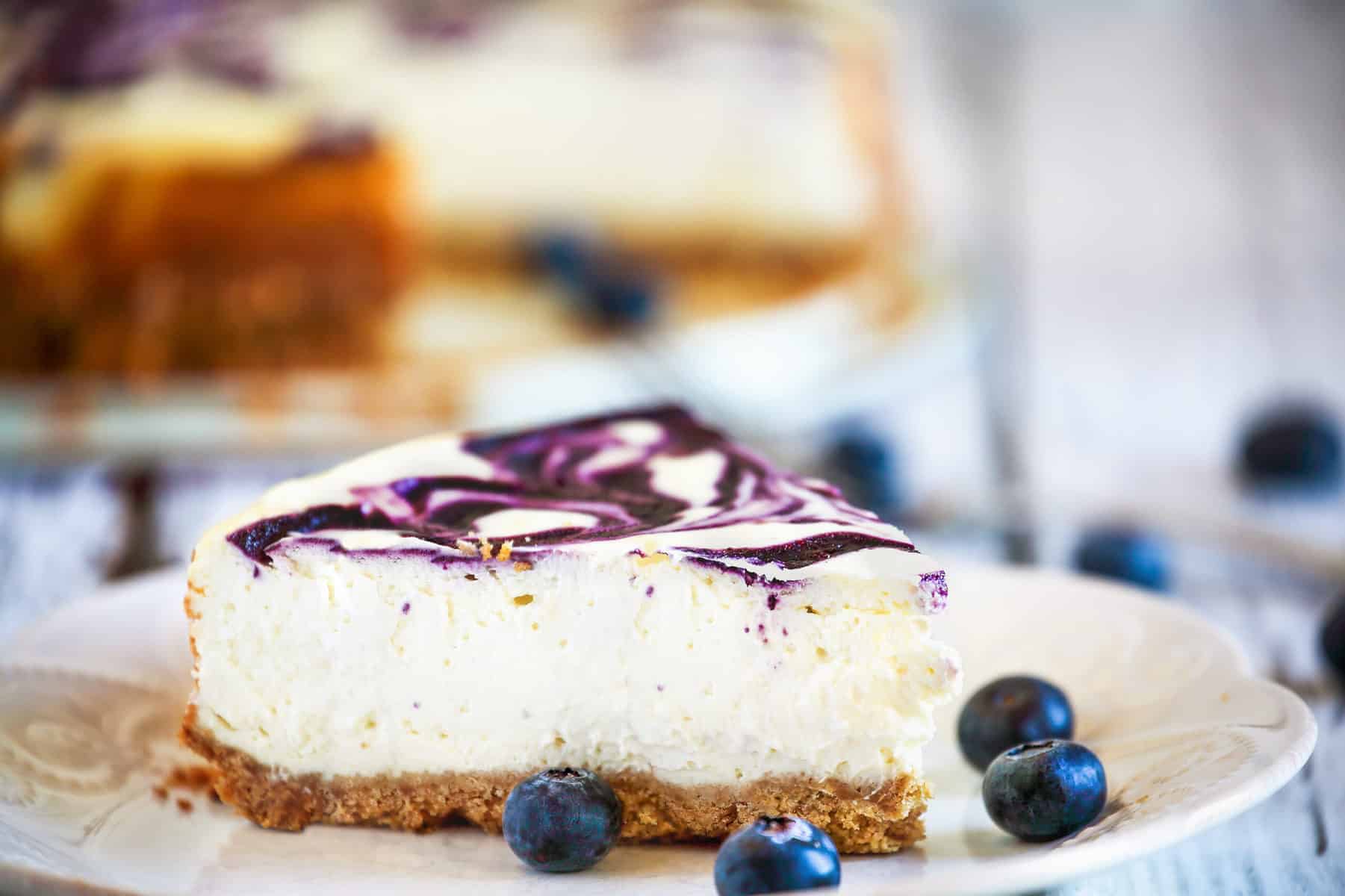 blueberry-swirl-cheesecake-recipe