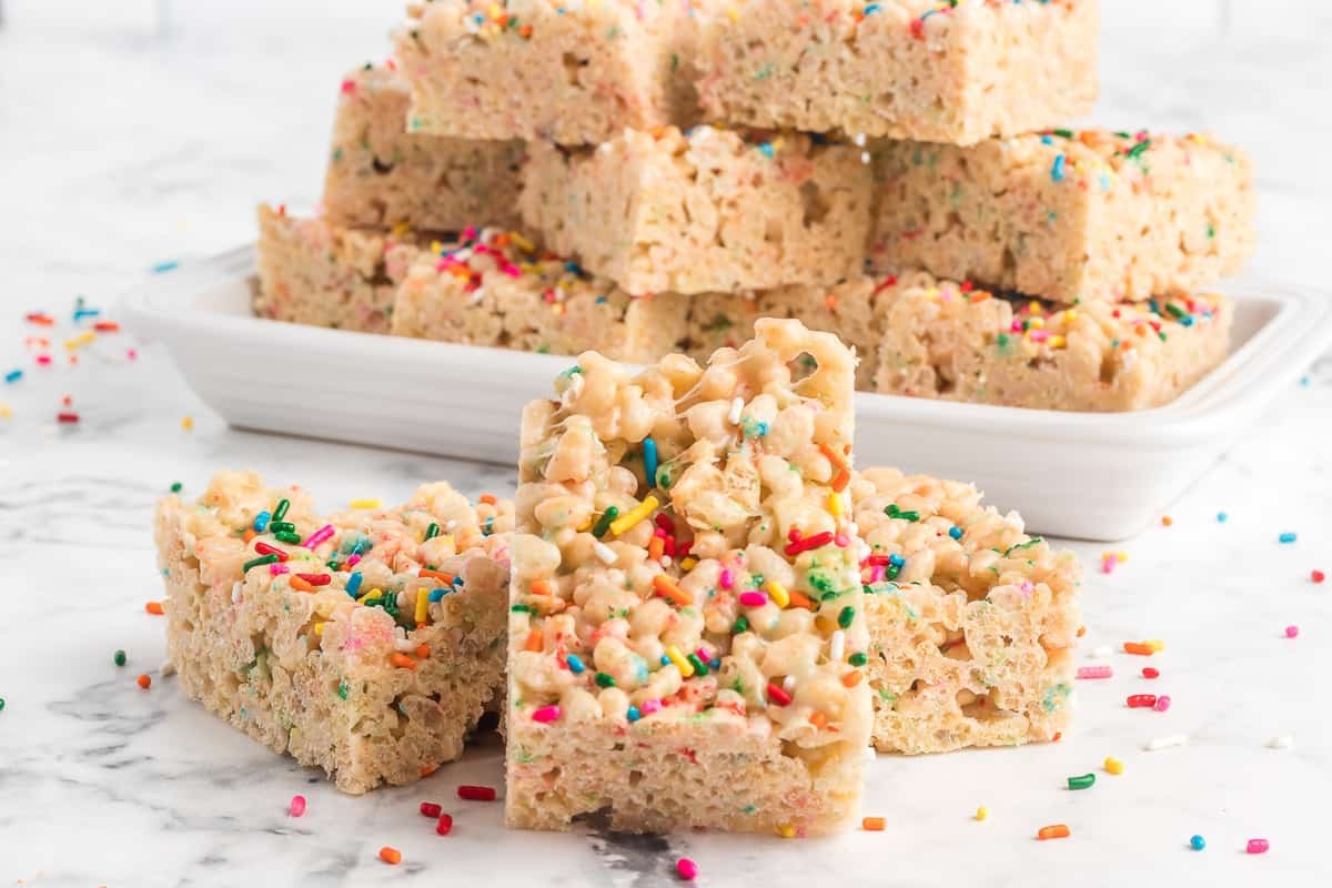 cake-batter-rice-krispie-treats-recipe