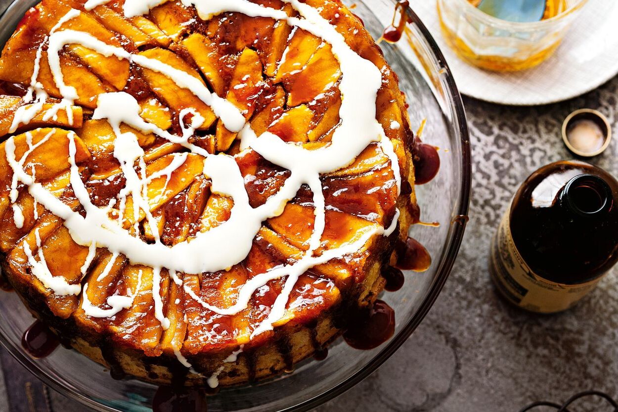 caramel-apple-upside-down-cake-recipe