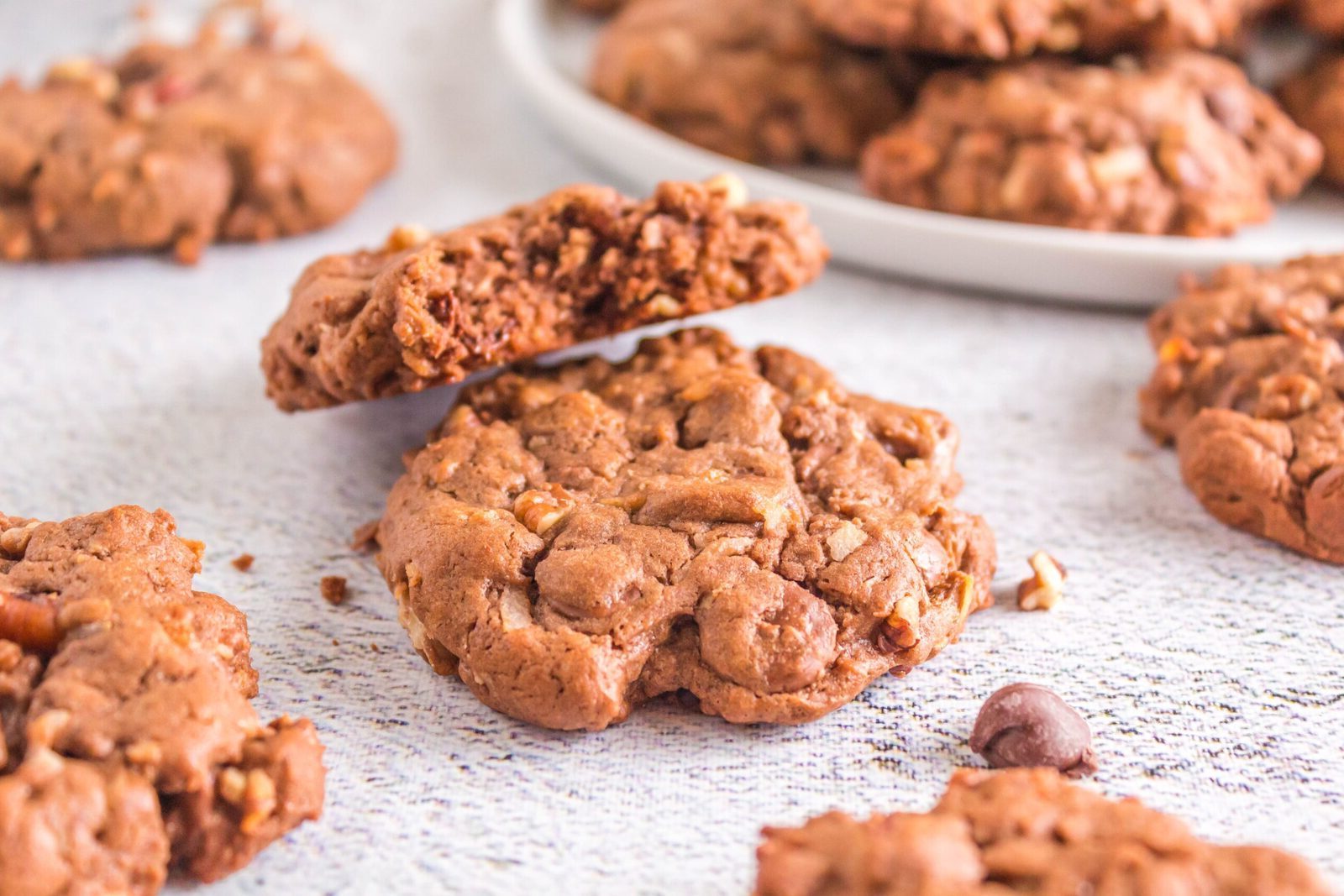 chocolate-cake-mix-cookies-recipe