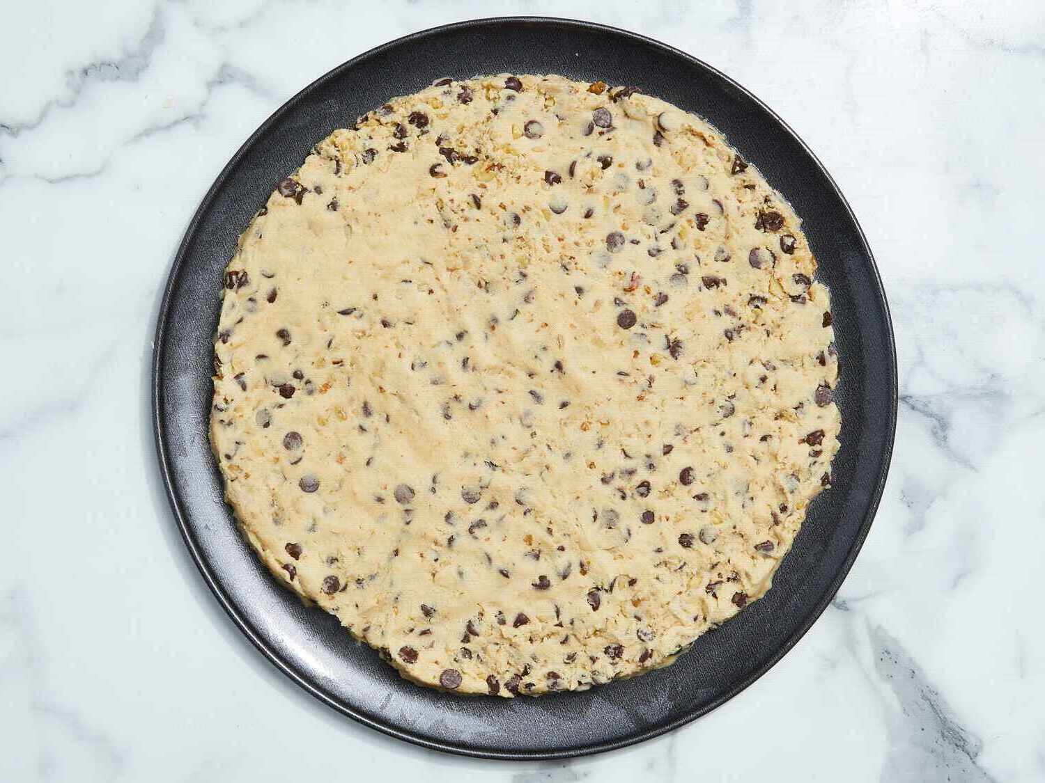 chocolate-chip-cookie-pizza-recipe