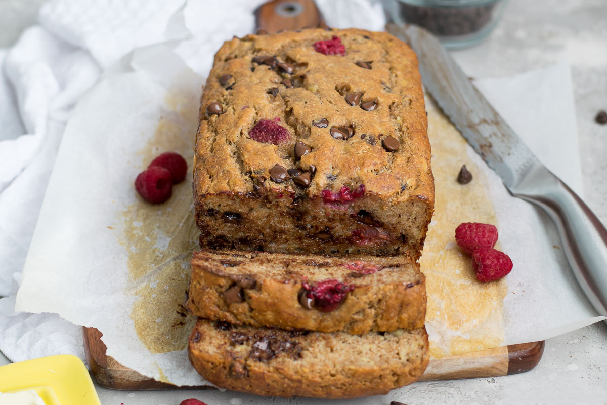 chocolate-chip-raspberry-banana-bread-recipe