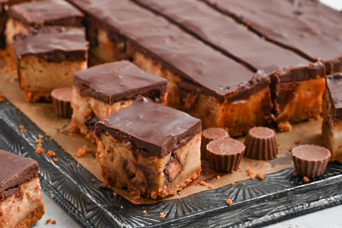 chocolate-peanut-butter-cheesecake-bars-recipe