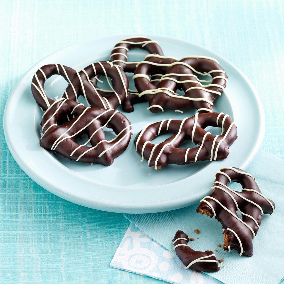 chocolate-pretzel-cookies-recipe