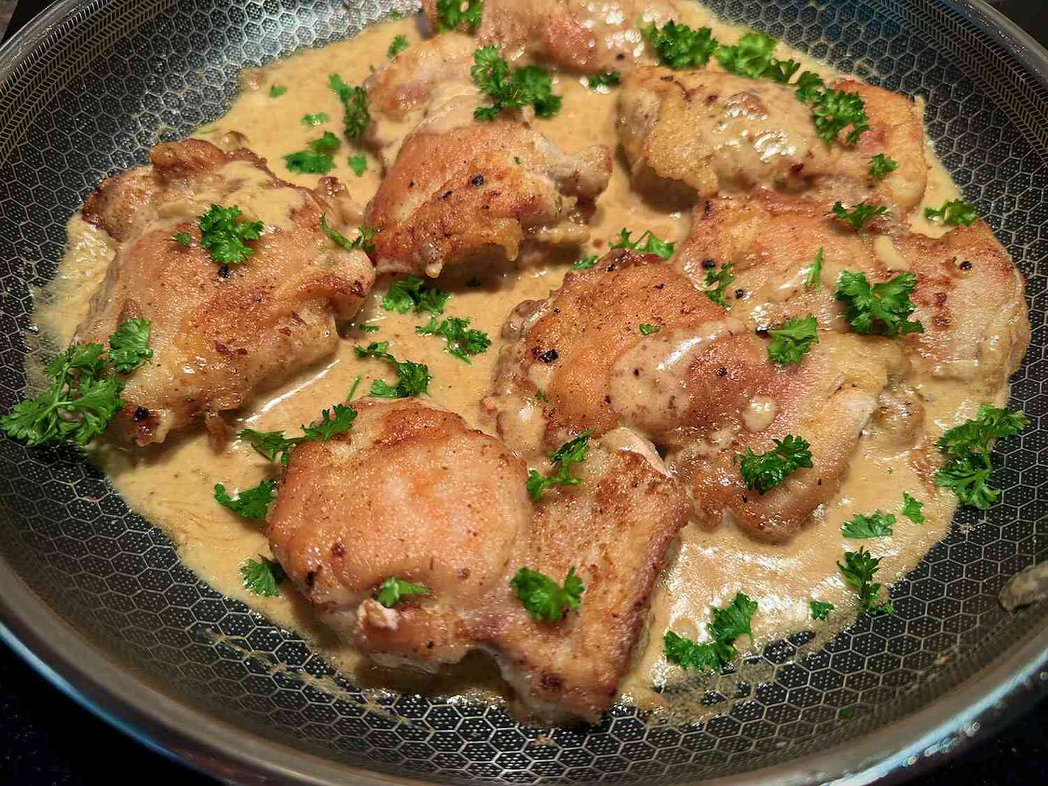 creamy-garlic-chicken-and-vegetables-recipe