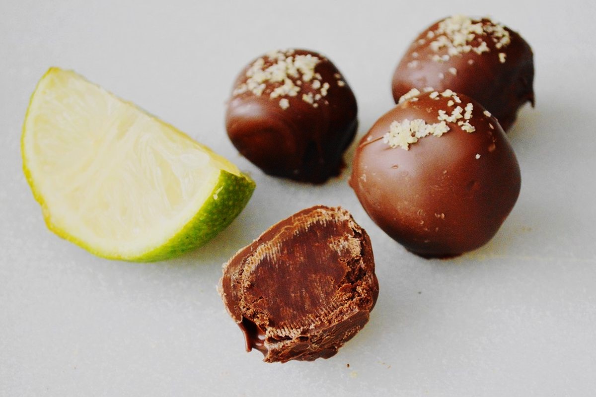 dark-chocolate-key-lime-pie-truffles-recipe