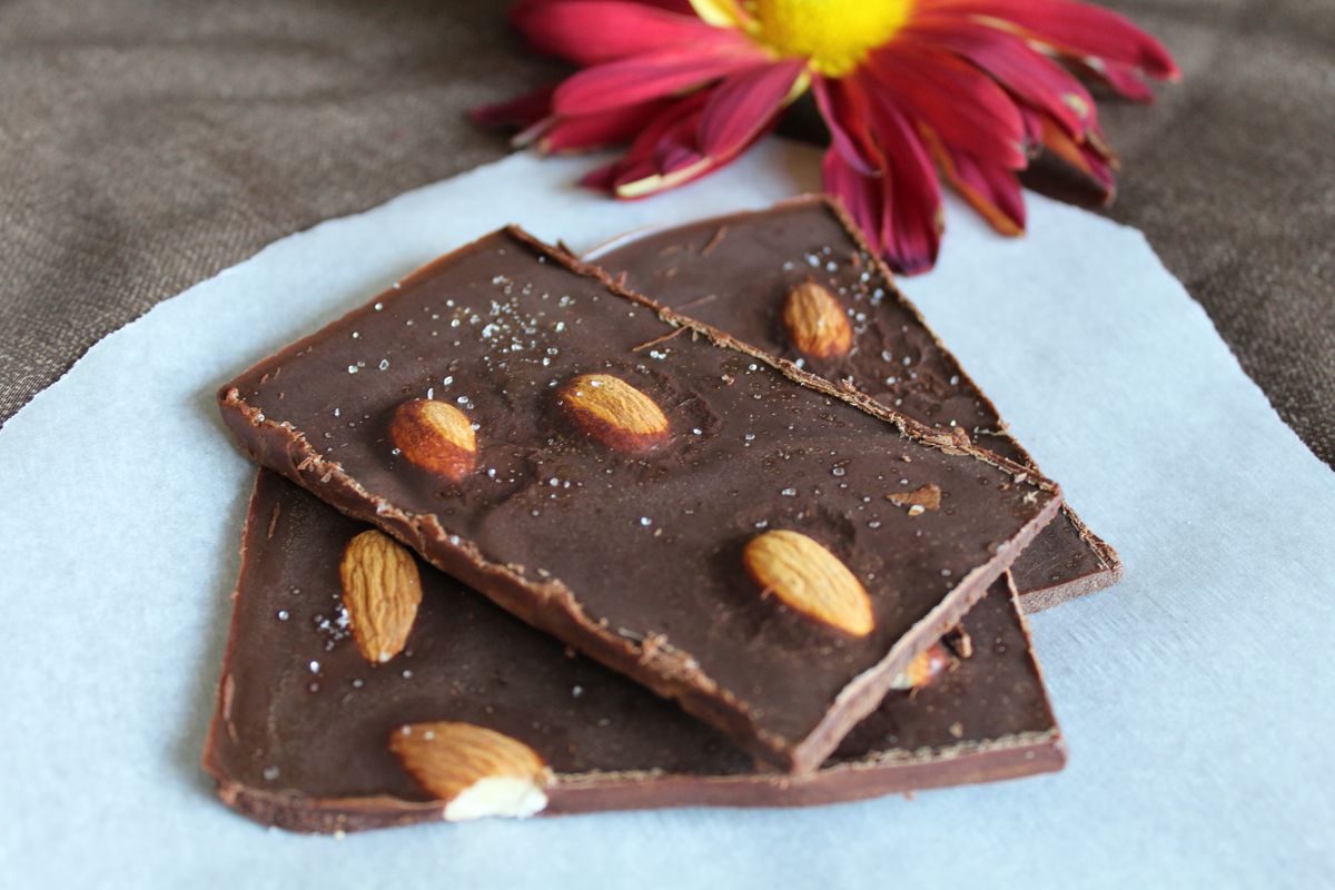 dark-chocolate-sea-salt-almonds-recipe