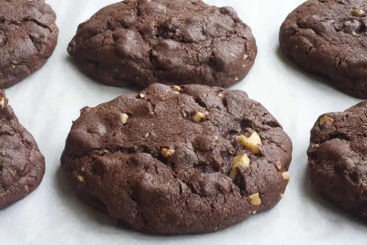 giant-double-chocolate-cookie-recipe