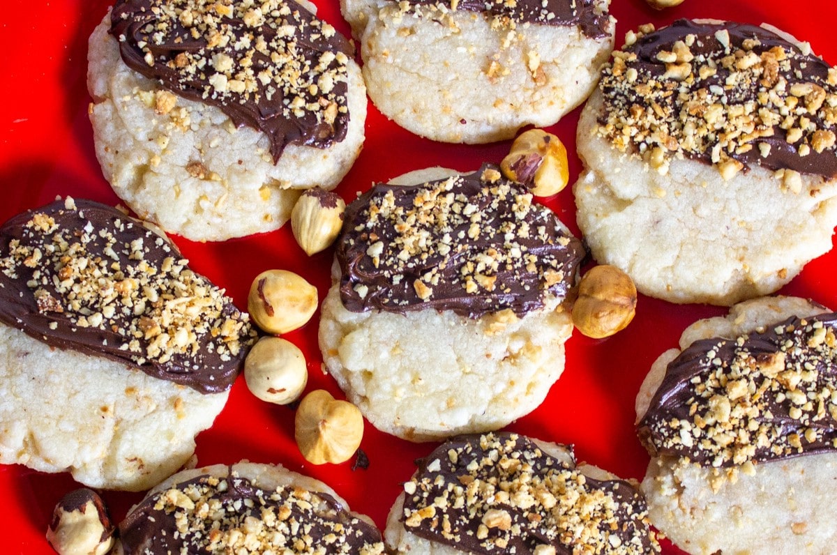 milk-chocolate-hazelnut-slice-and-bake-cookies-recipe