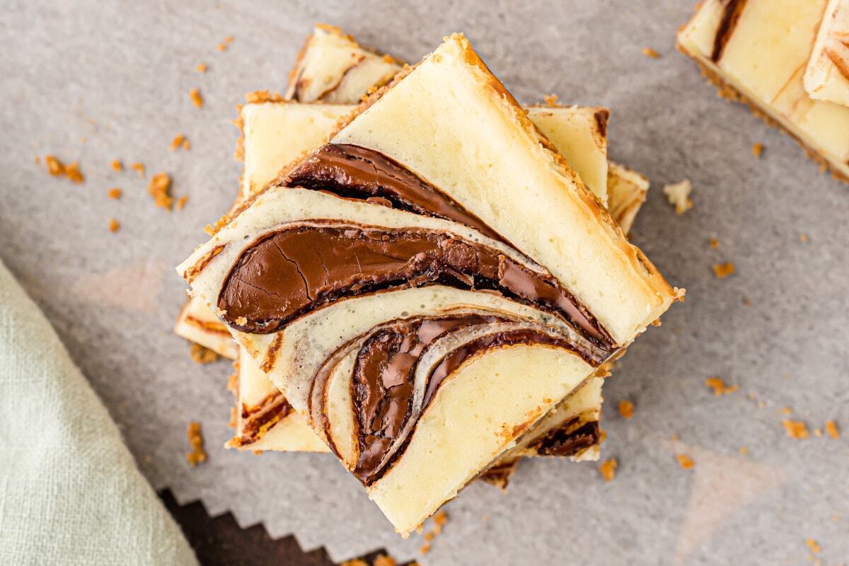 nutella-swirl-cheesecake-bars-recipe