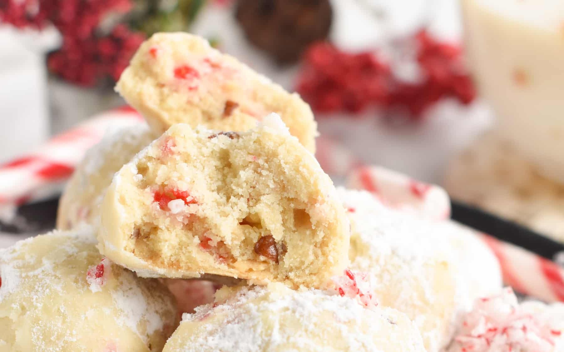 peppermint-snowball-cookies-recipe