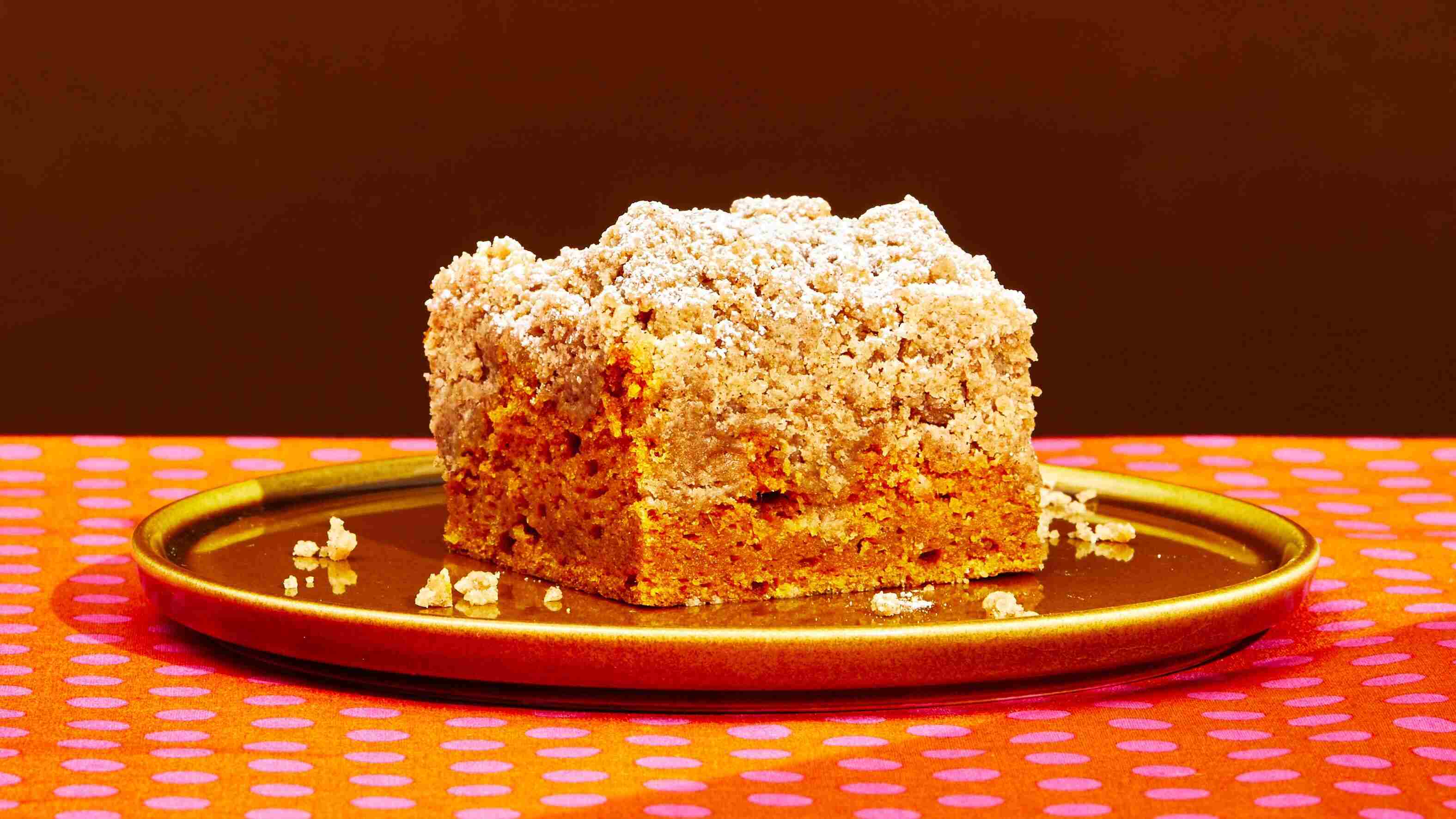 pumpkin-coffee-cake-recipe-with-crumb-topping