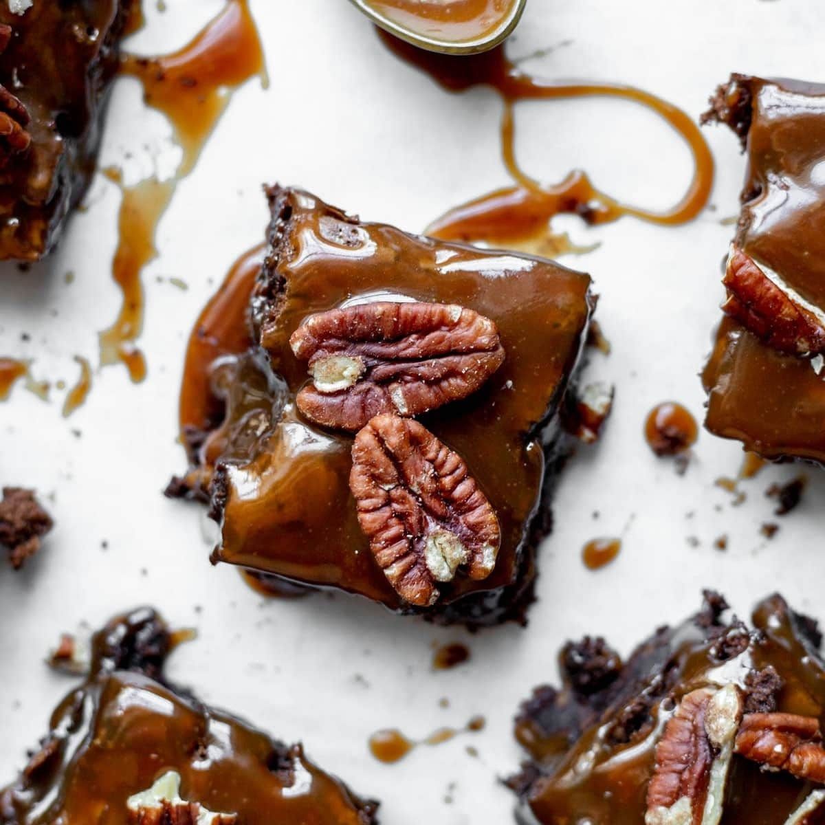 salted-caramel-turtle-brownies-recipe