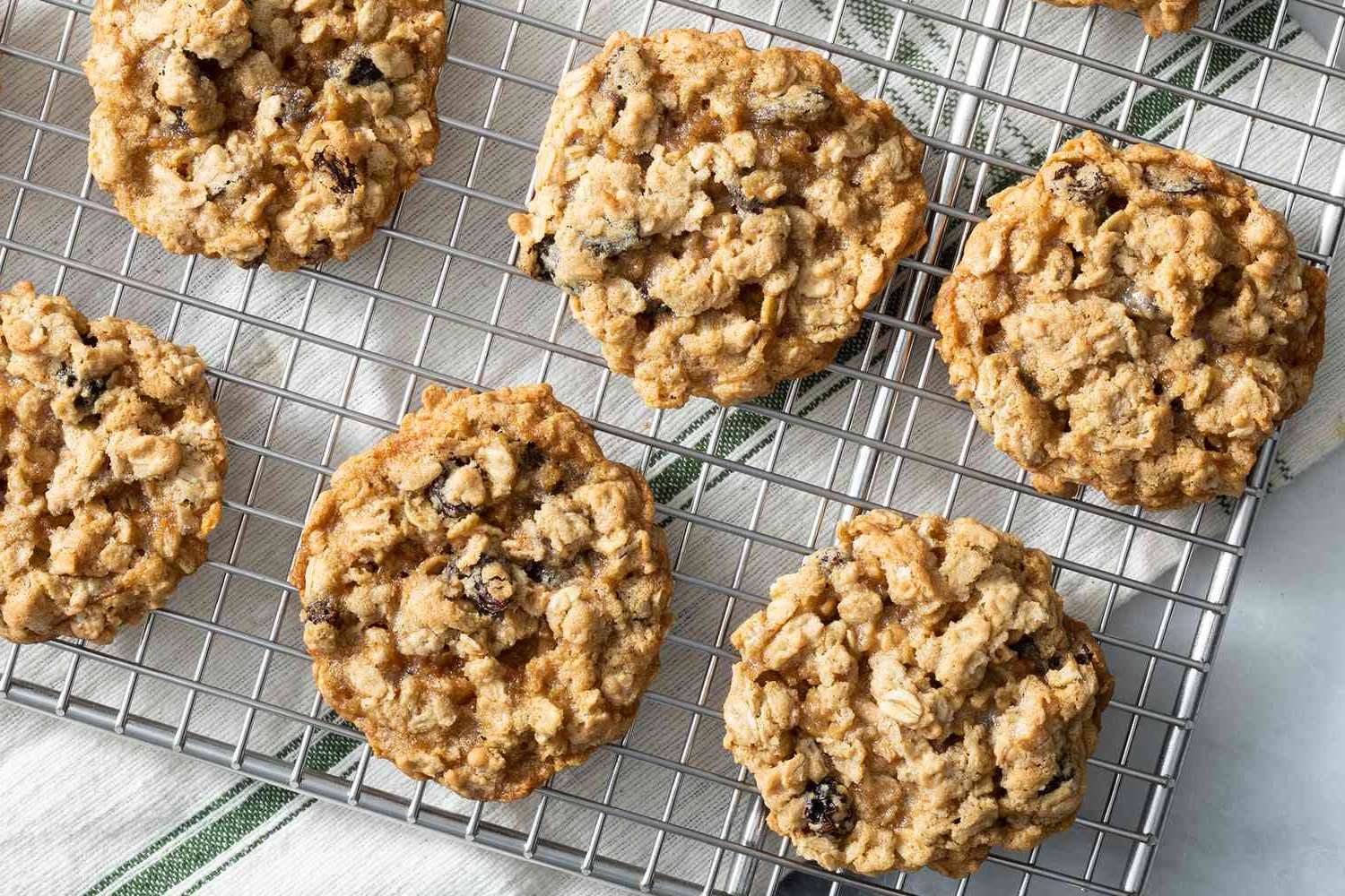 soft-chewy-oatmeal-raisin-cookies