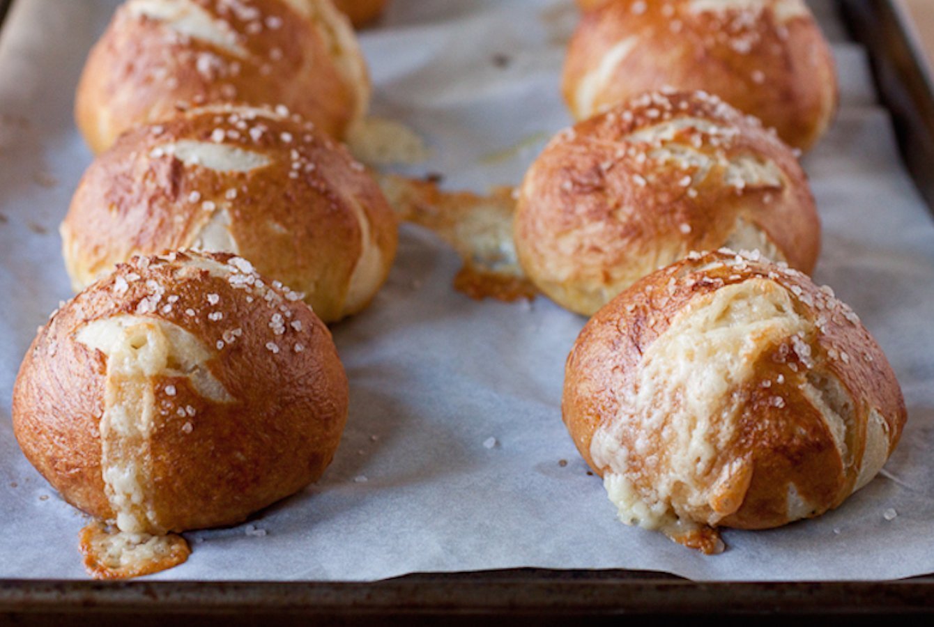 soft-pretzel-rolls-recipe