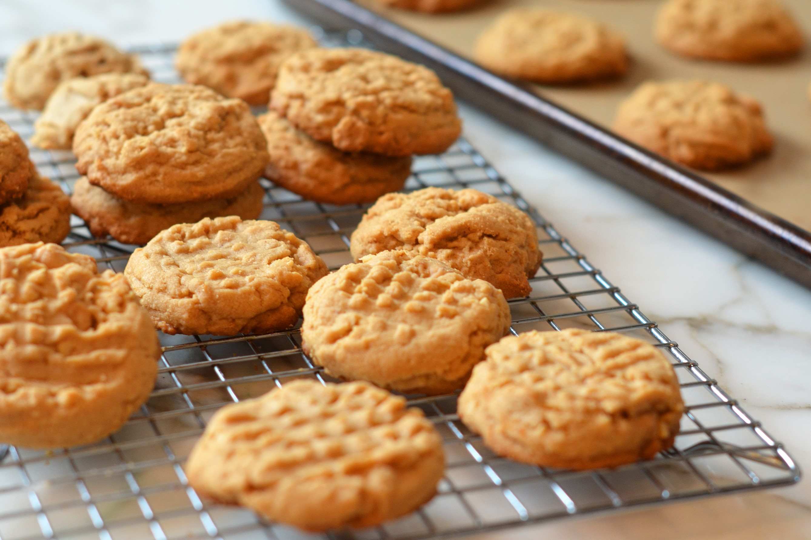 soft-thick-peanut-butter-cookies-recipe