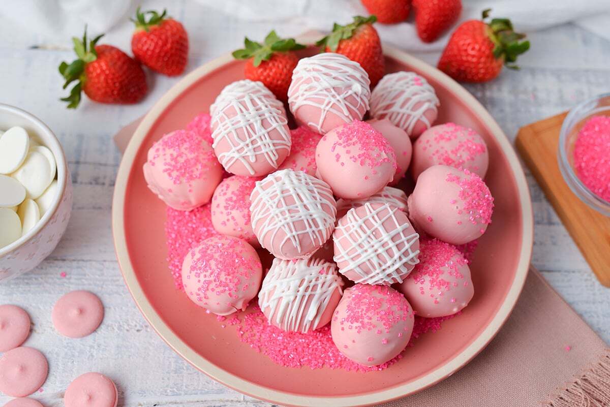 strawberry-cheesecake-truffles-recipe