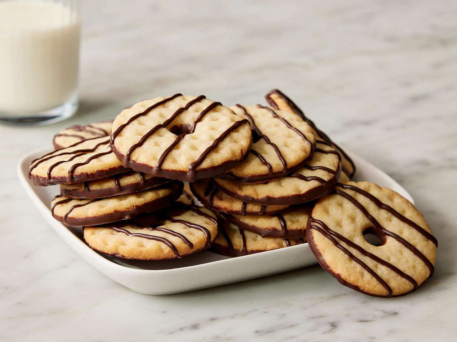 striped-fudge-cookie-sandwiches-recipe