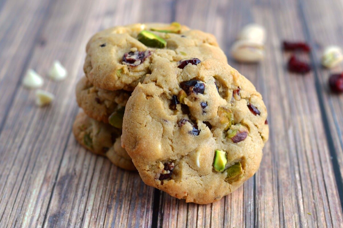 white-chocolate-cranberry-pistachio-cookies-recipe