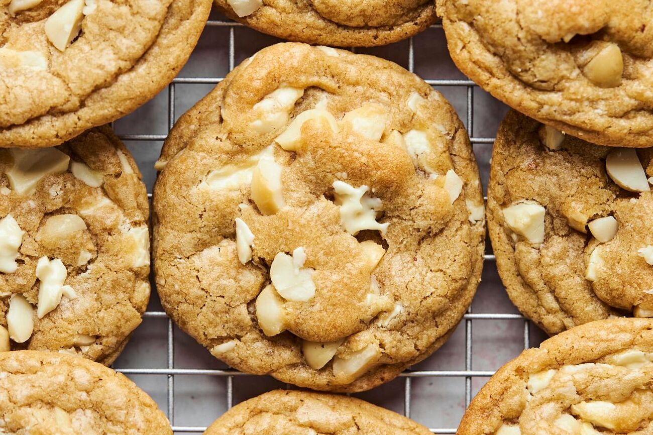 white-chocolate-macadamia-nut-cookies-recipe