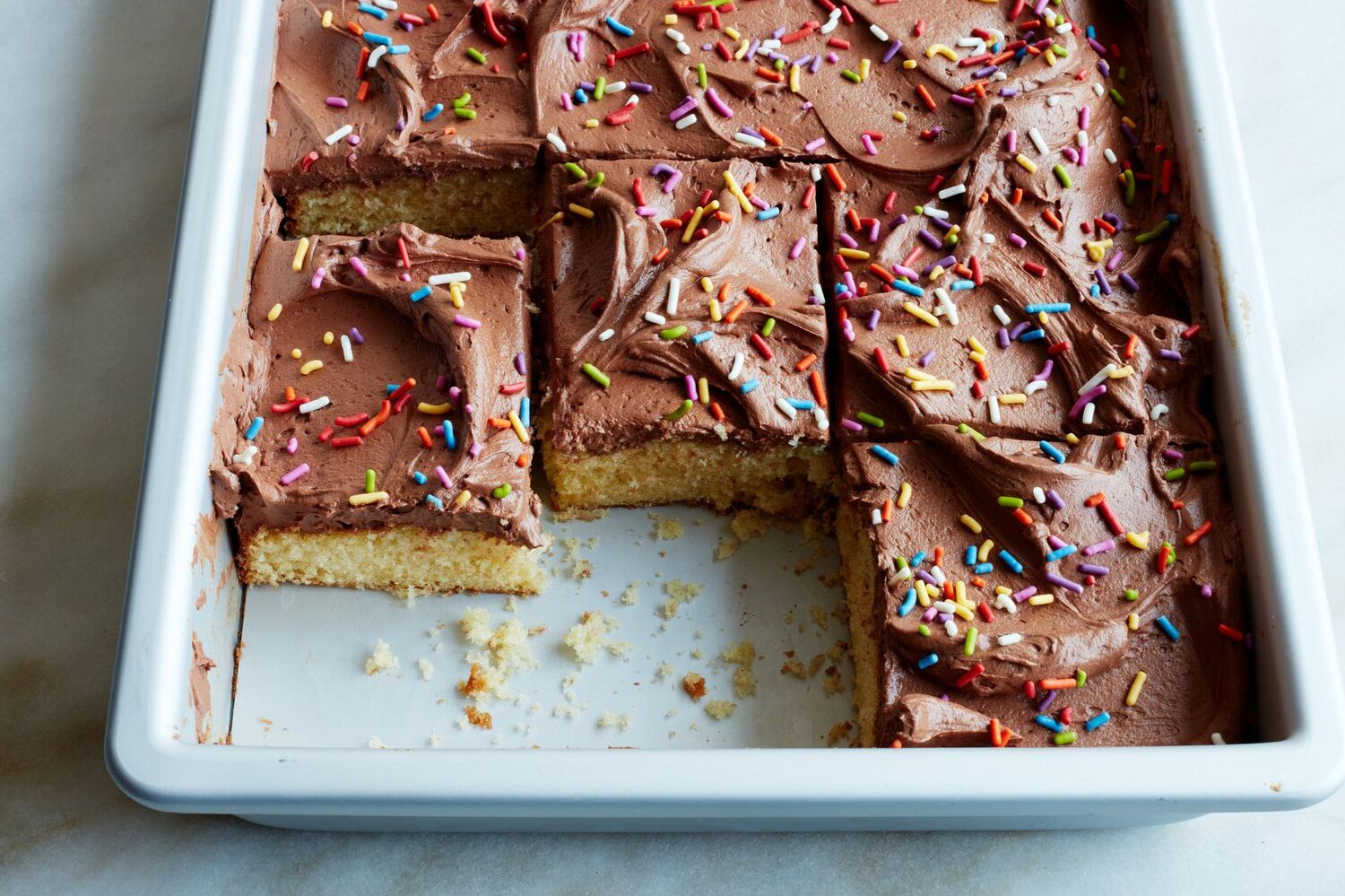 yellow-sheet-cake-with-chocolate-frosting-recipe