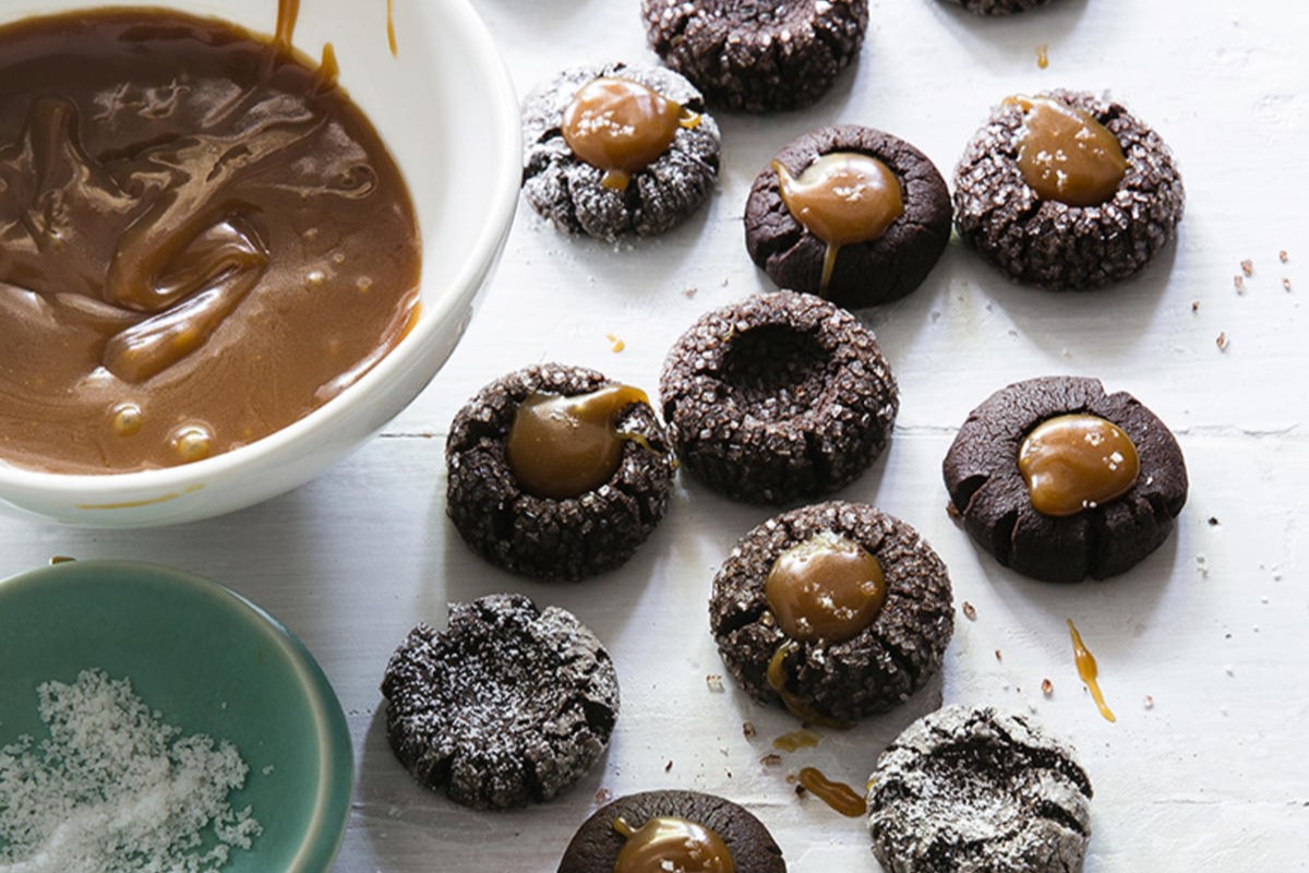 chocolate-caramel-thumbprint-cookies-recipe