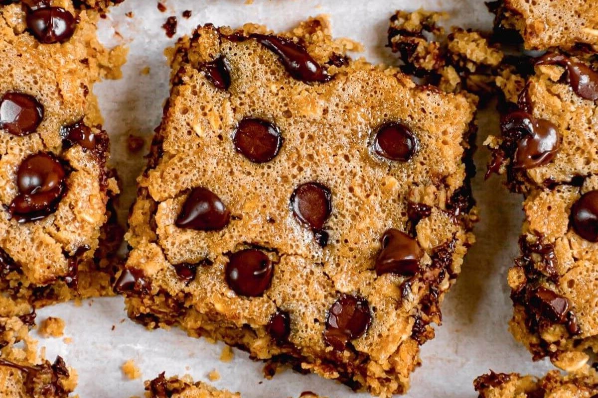 chocolate-chip-oatmeal-bars-recipe