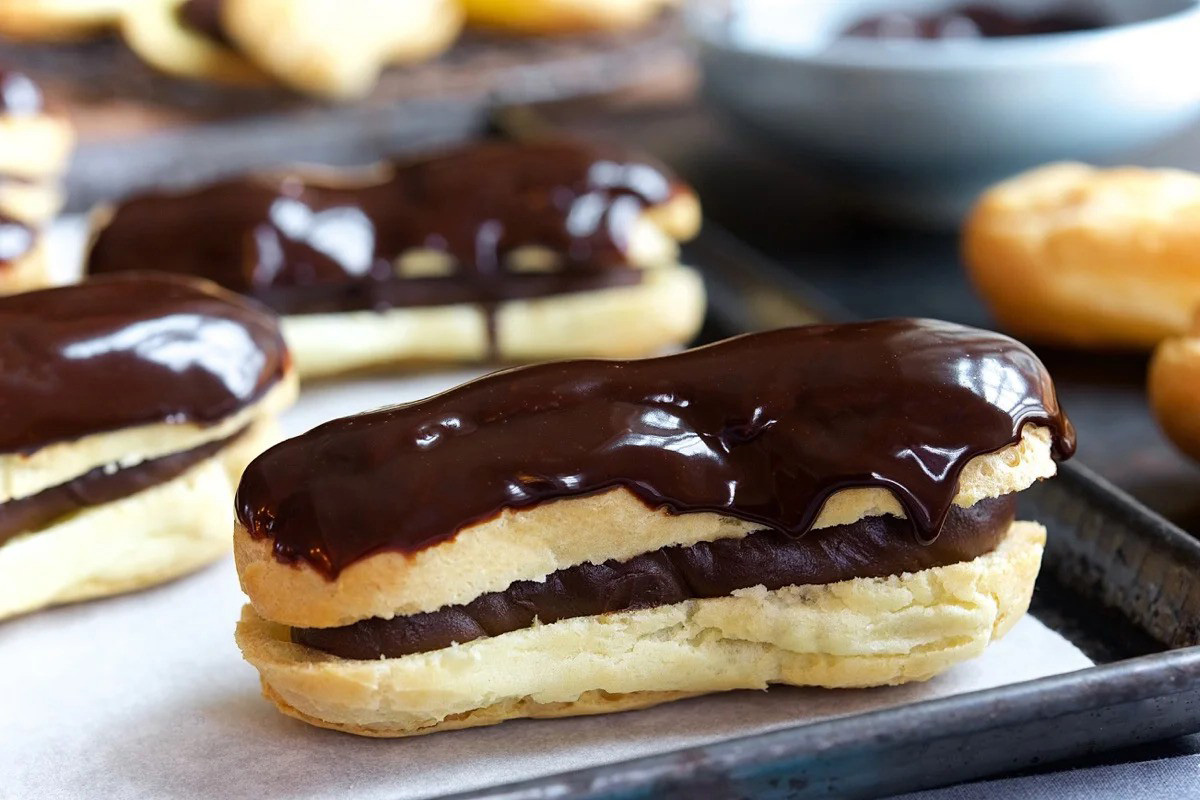 chocolate-eclairs-recipe