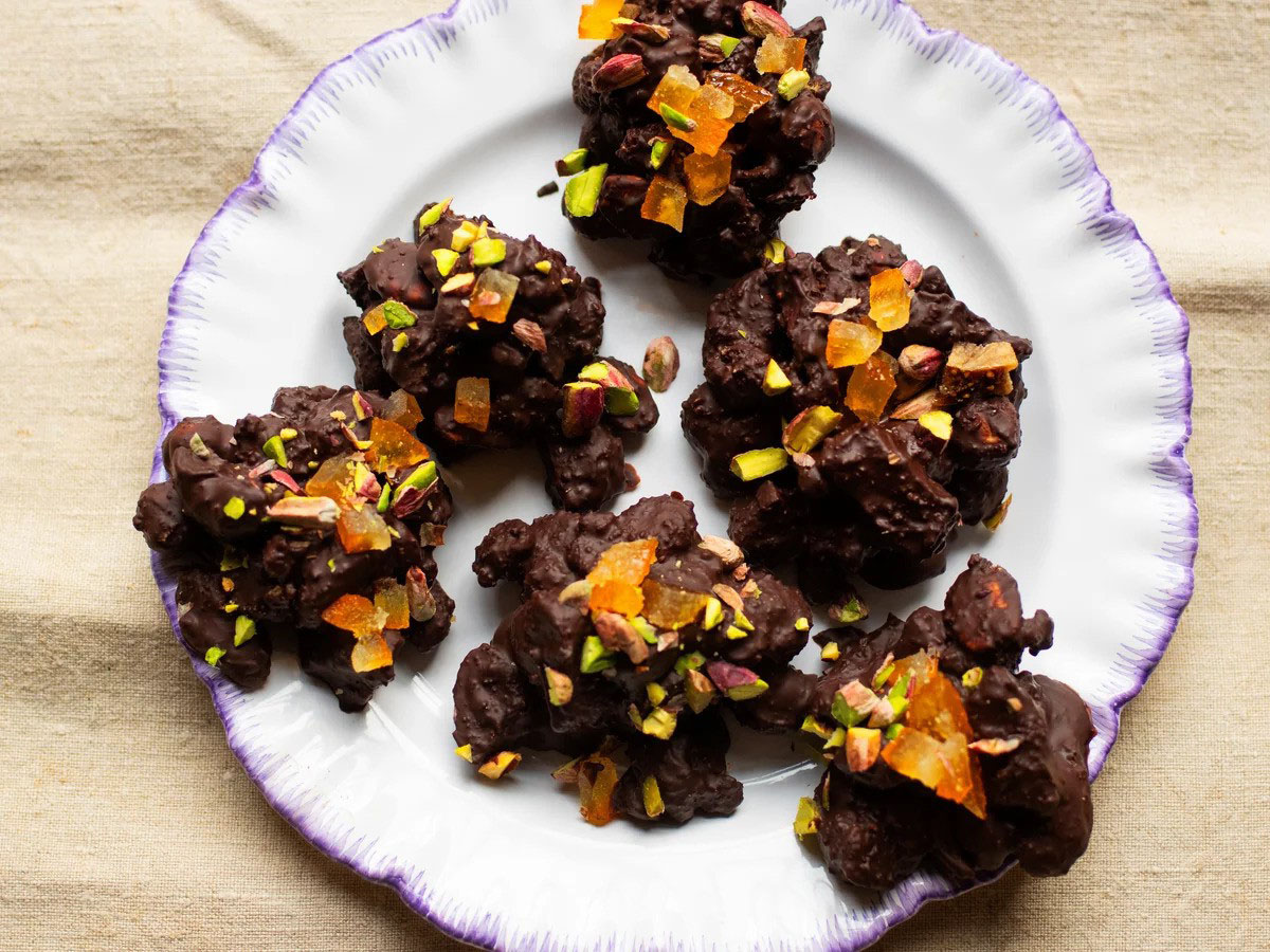 fruit-and-nut-chocolate-clusters-recipe