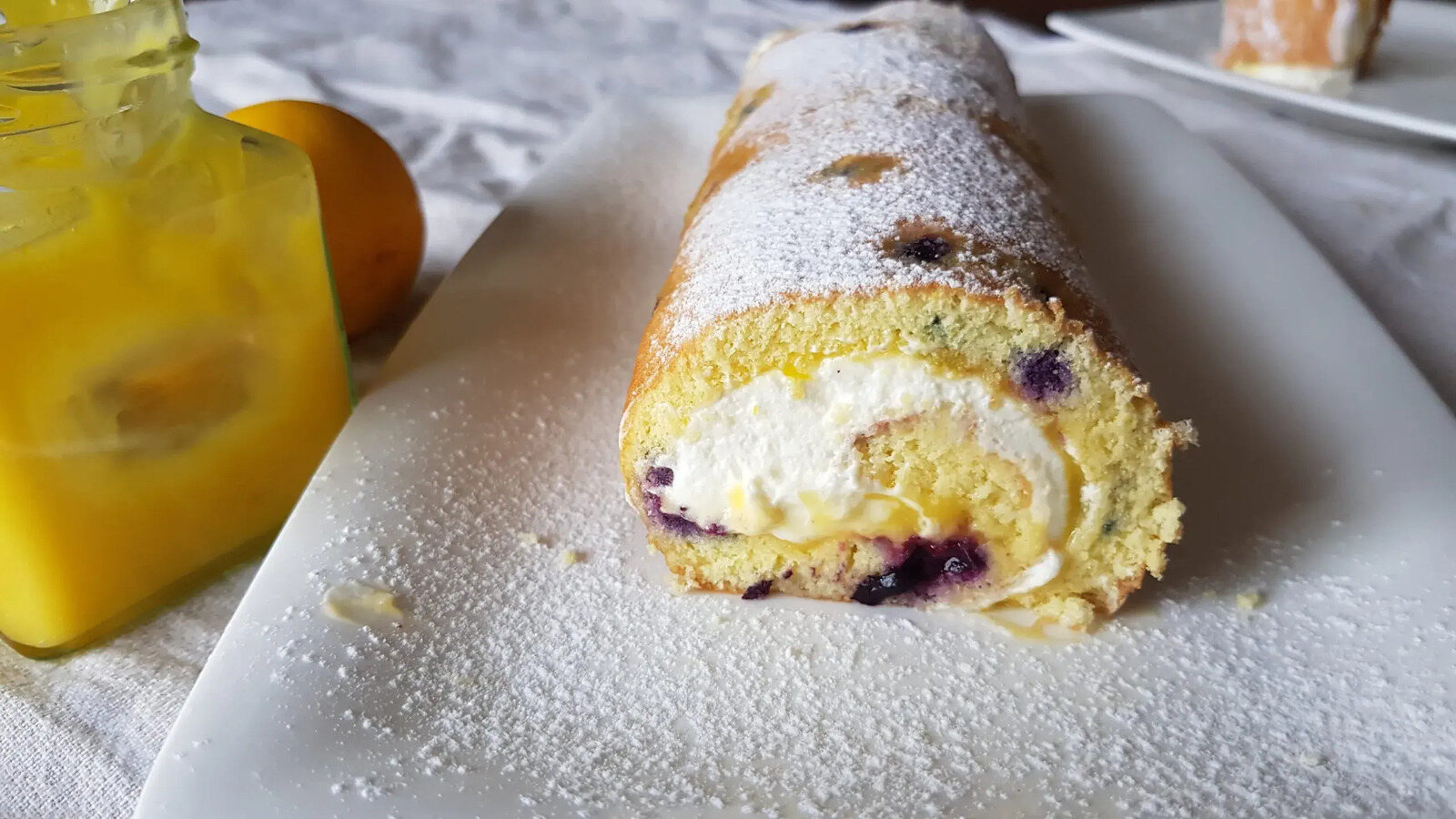 lemon-blueberry-swiss-roll-recipe