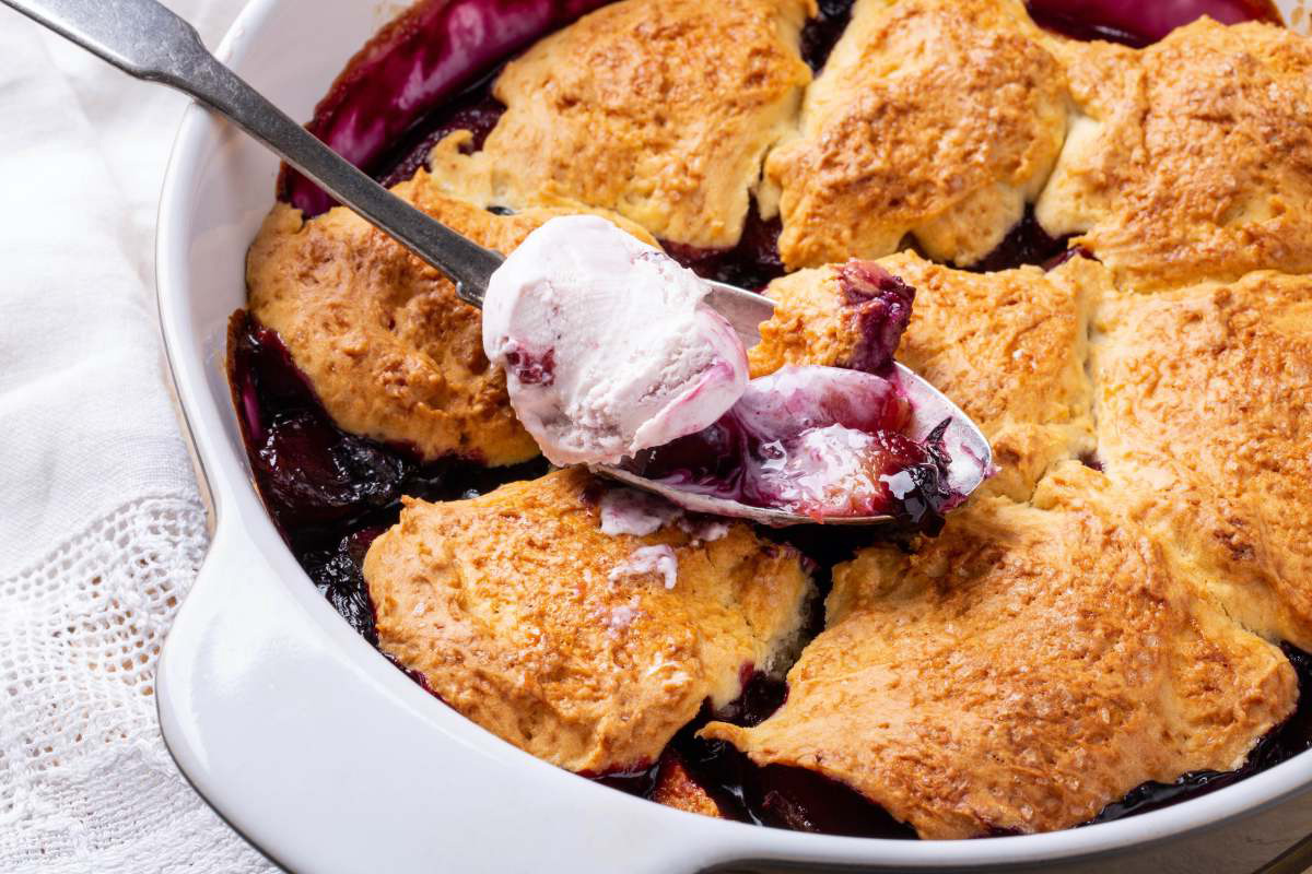 peach-blueberry-cobbler-recipe