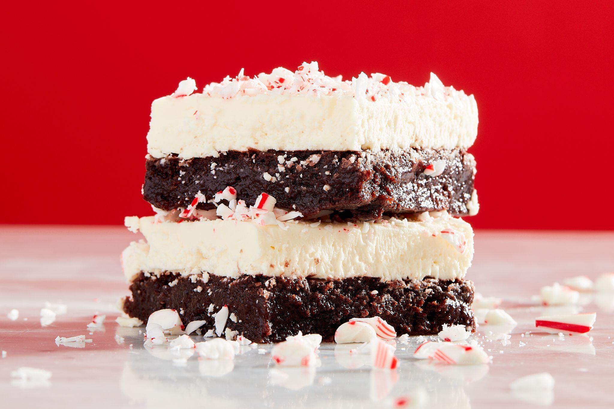 peppermint-bark-brownies-recipe