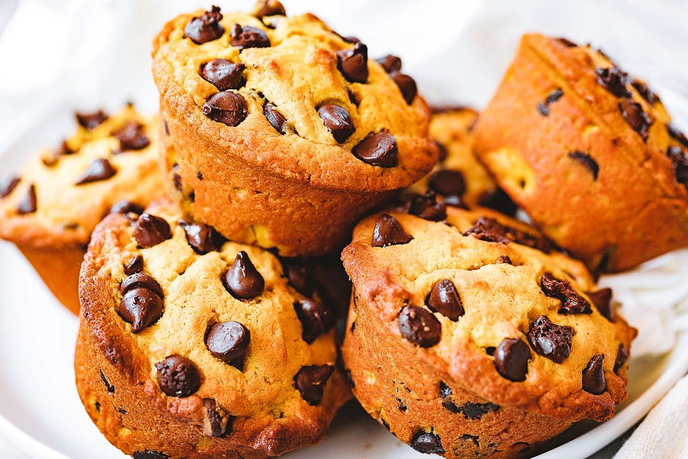 pumpkin-chocolate-chip-muffins-recipe