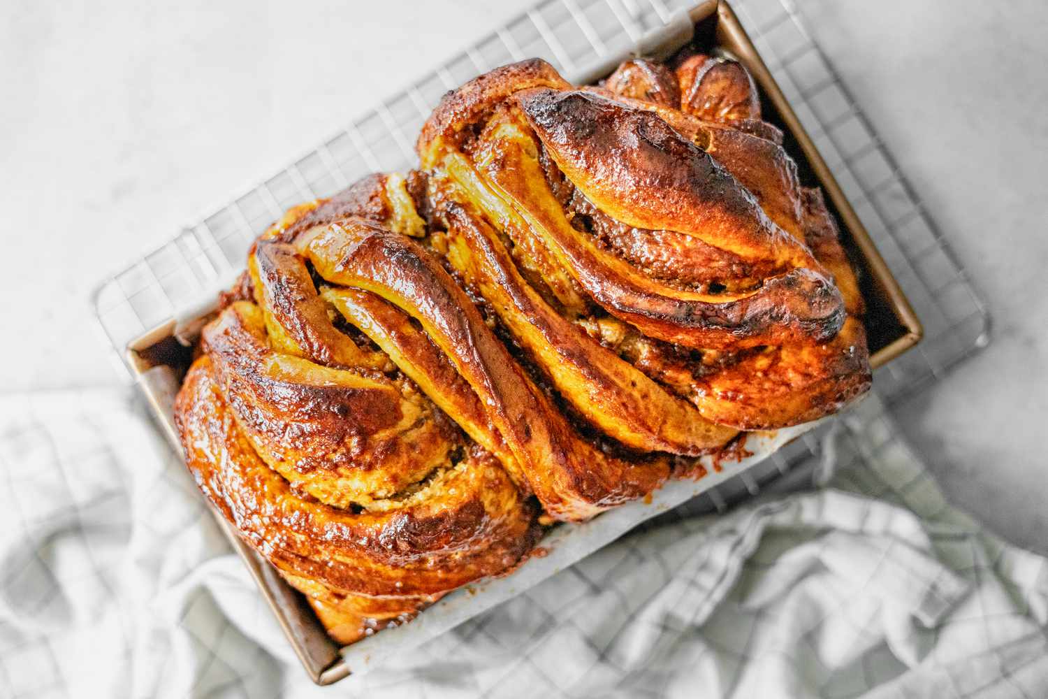 pumpkin-spice-babka-recipe