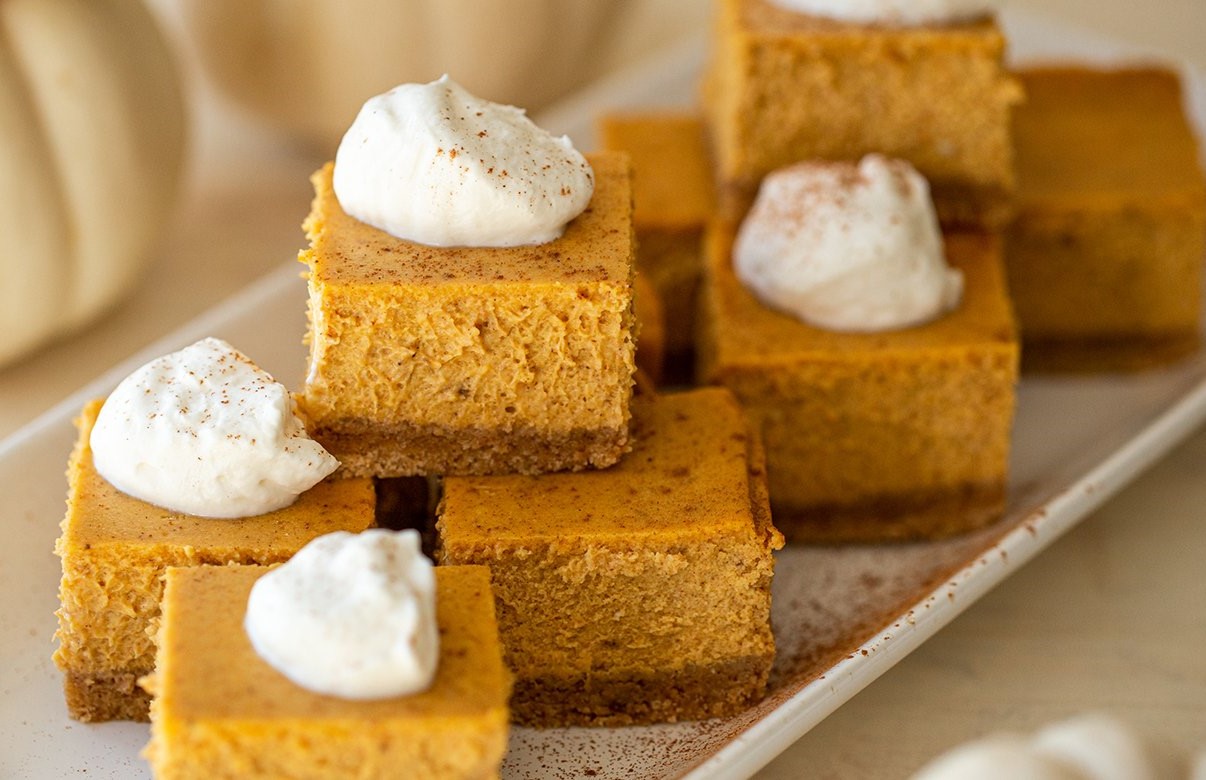 pumpkin-spice-cheesecake-bars-recipe