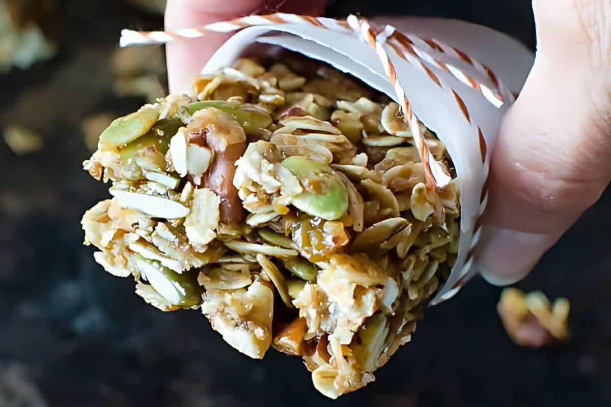 pumpkin-spice-granola-bars-recipe