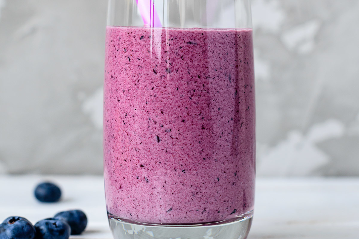 blueberry-almond-smoothie-recipe