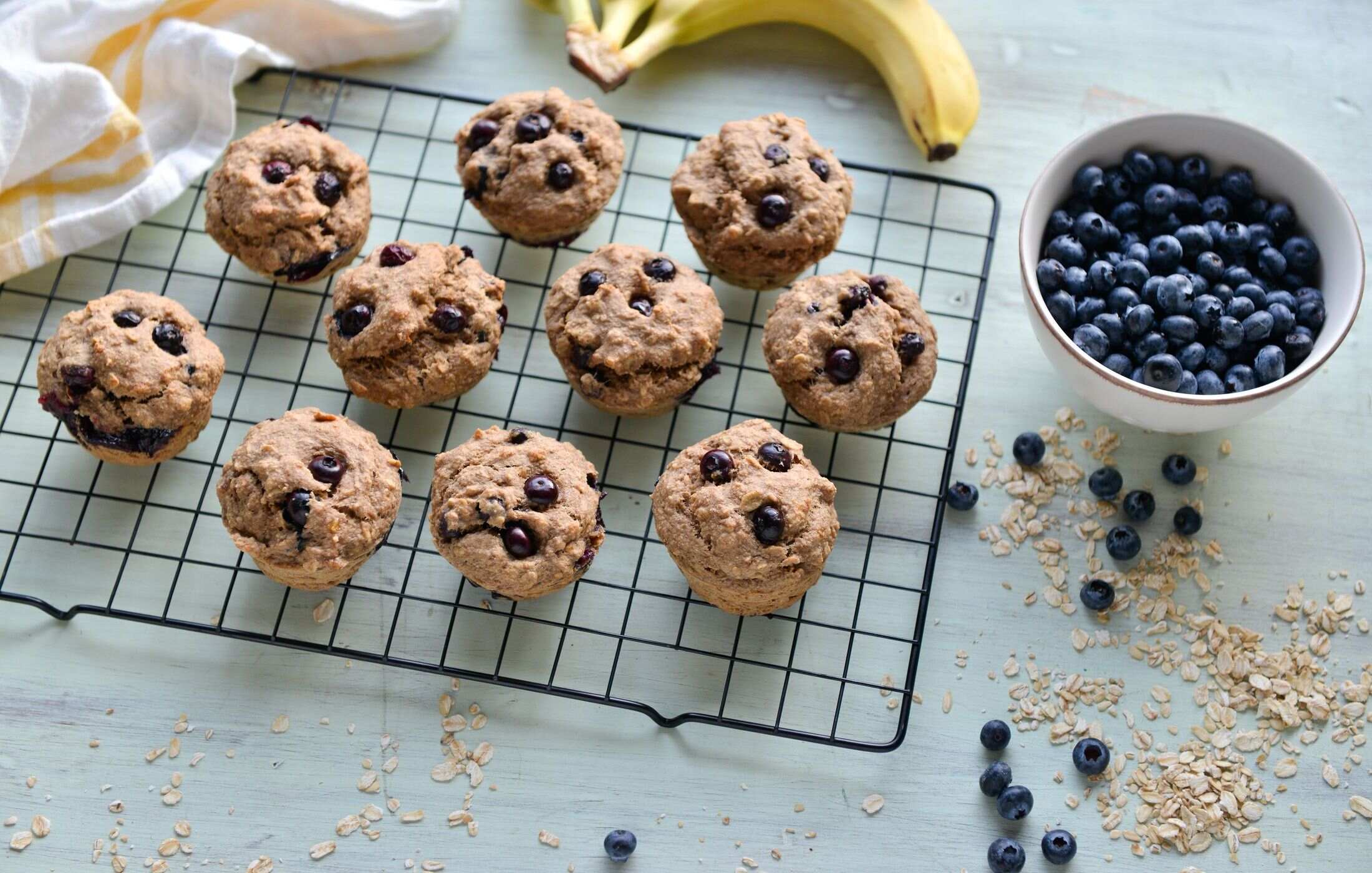 blueberry-banana-oatmeal-muffins-recipe