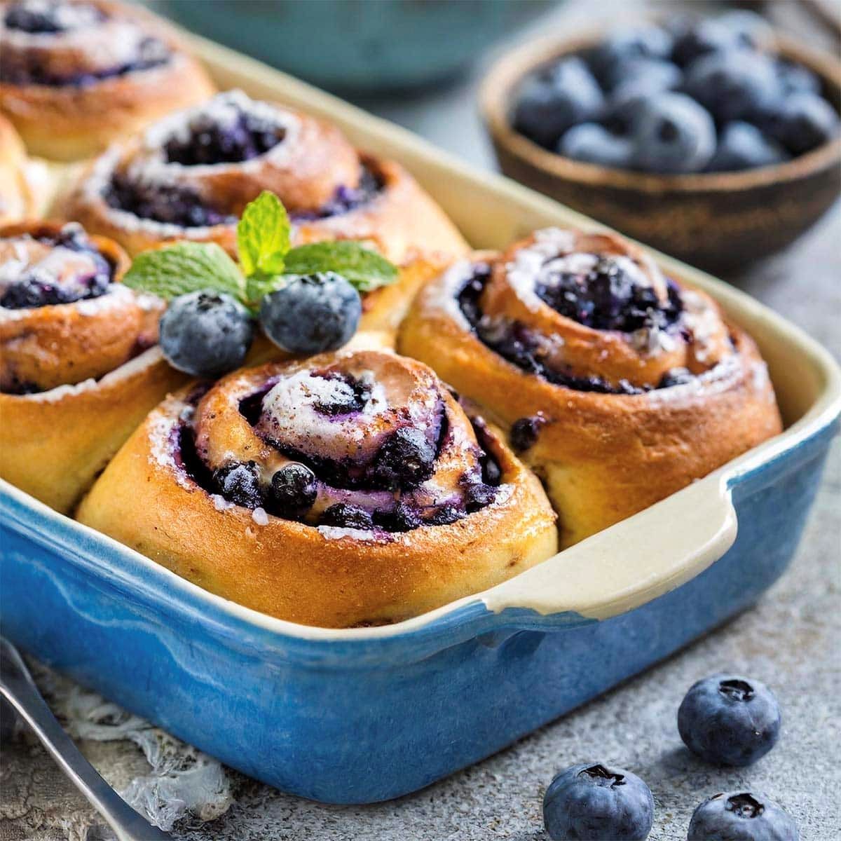 blueberry-rolls-recipe