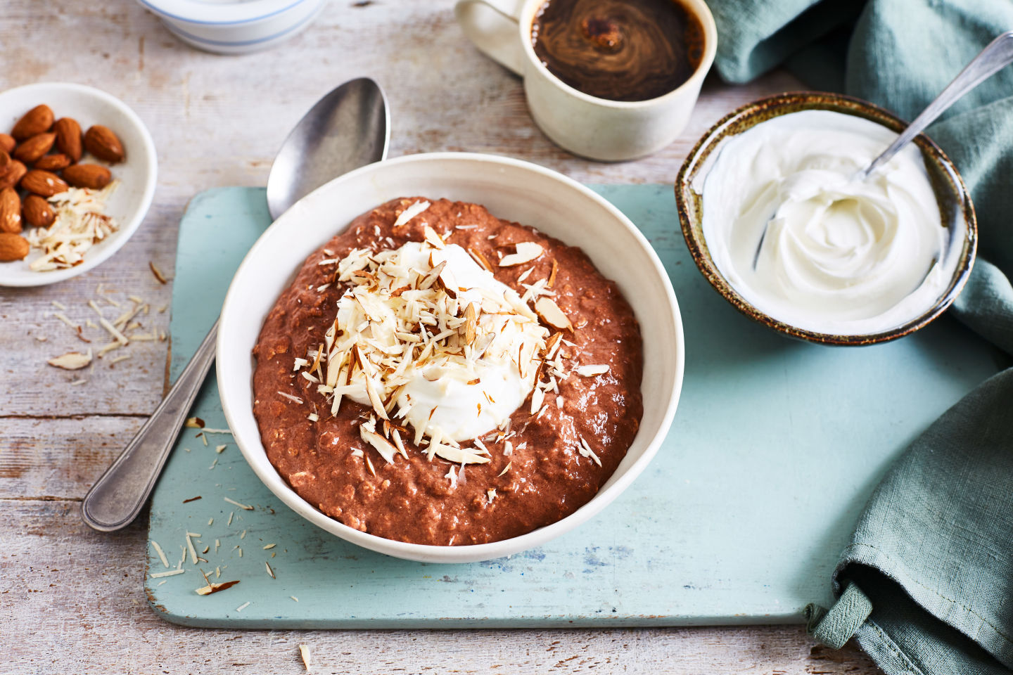 chocolate-almond-overnight-oats-recipe