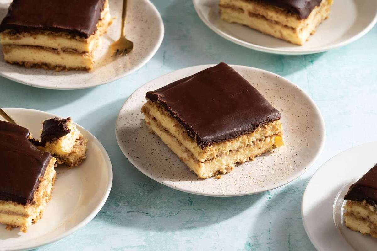 chocolate-eclair-icebox-cake-recipe