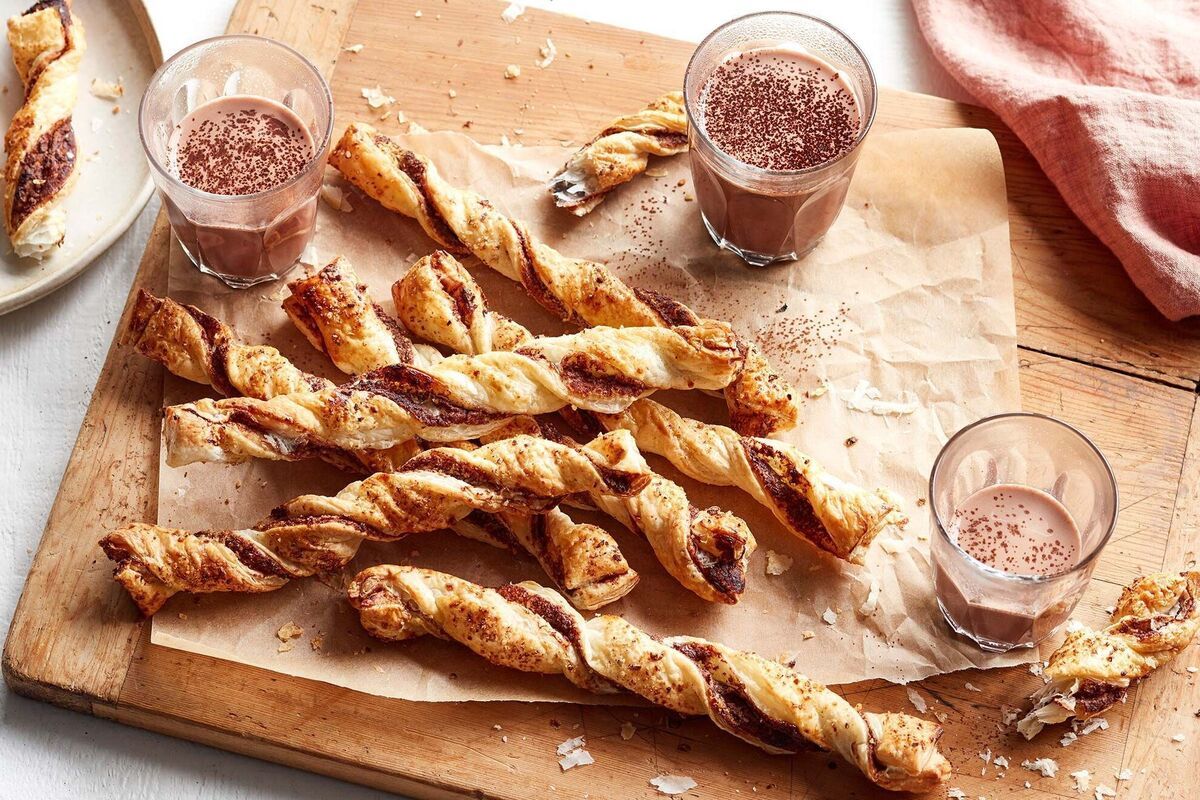 chocolate-hazelnut-pastry-twists-recipe