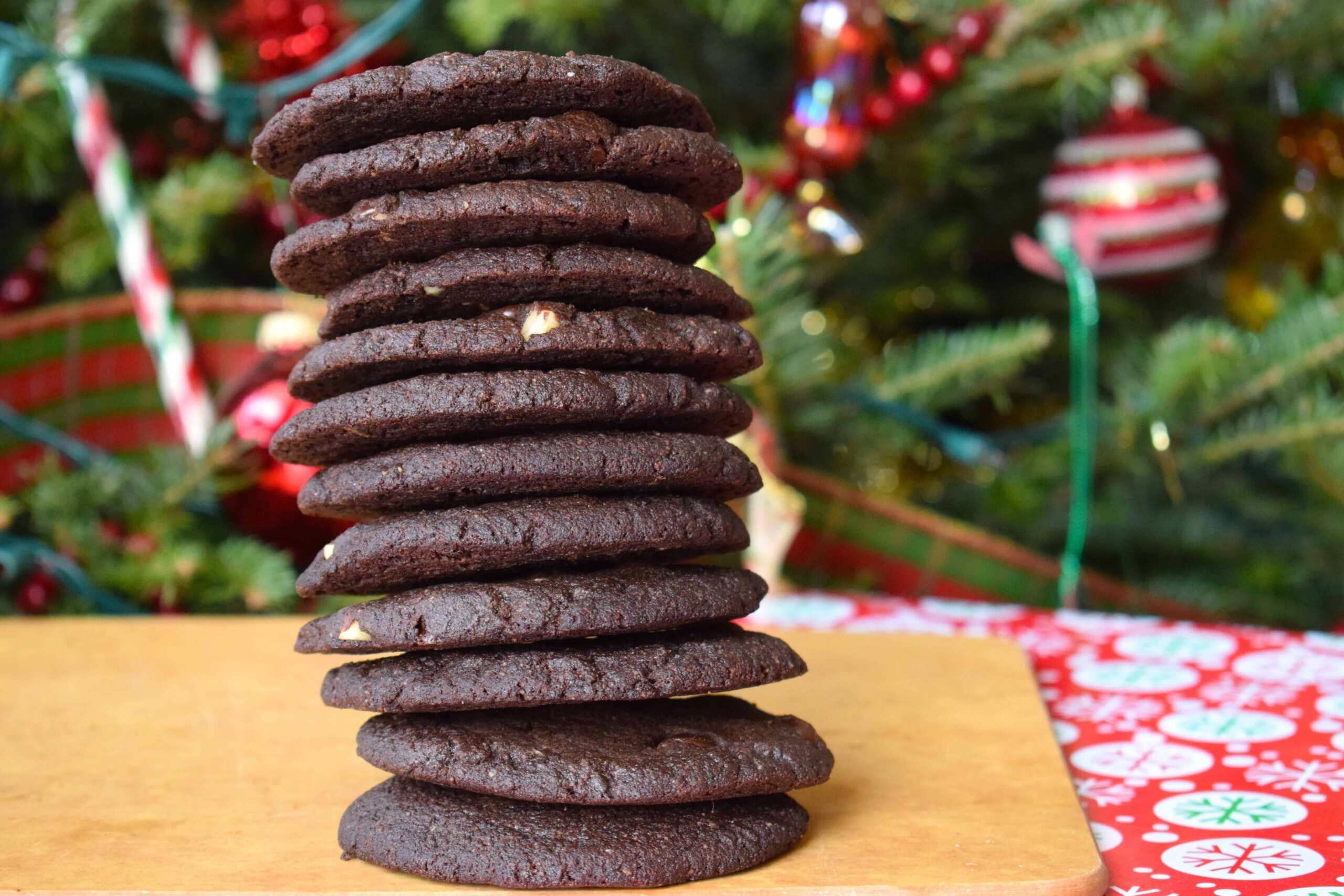 chocolate-macadamia-nut-cookies-recipe