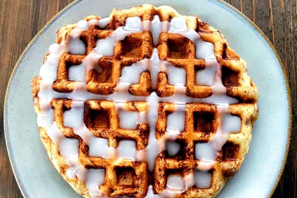 cinnamon-roll-waffle-recipe