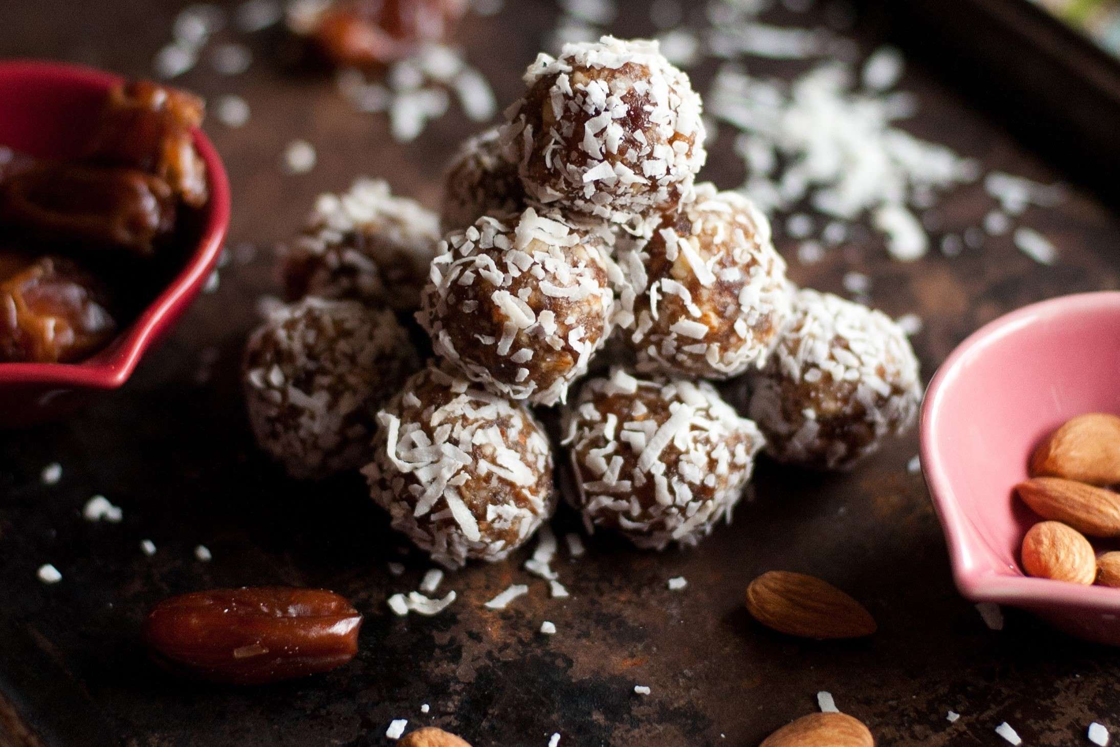 coconut-almond-balls-recipe