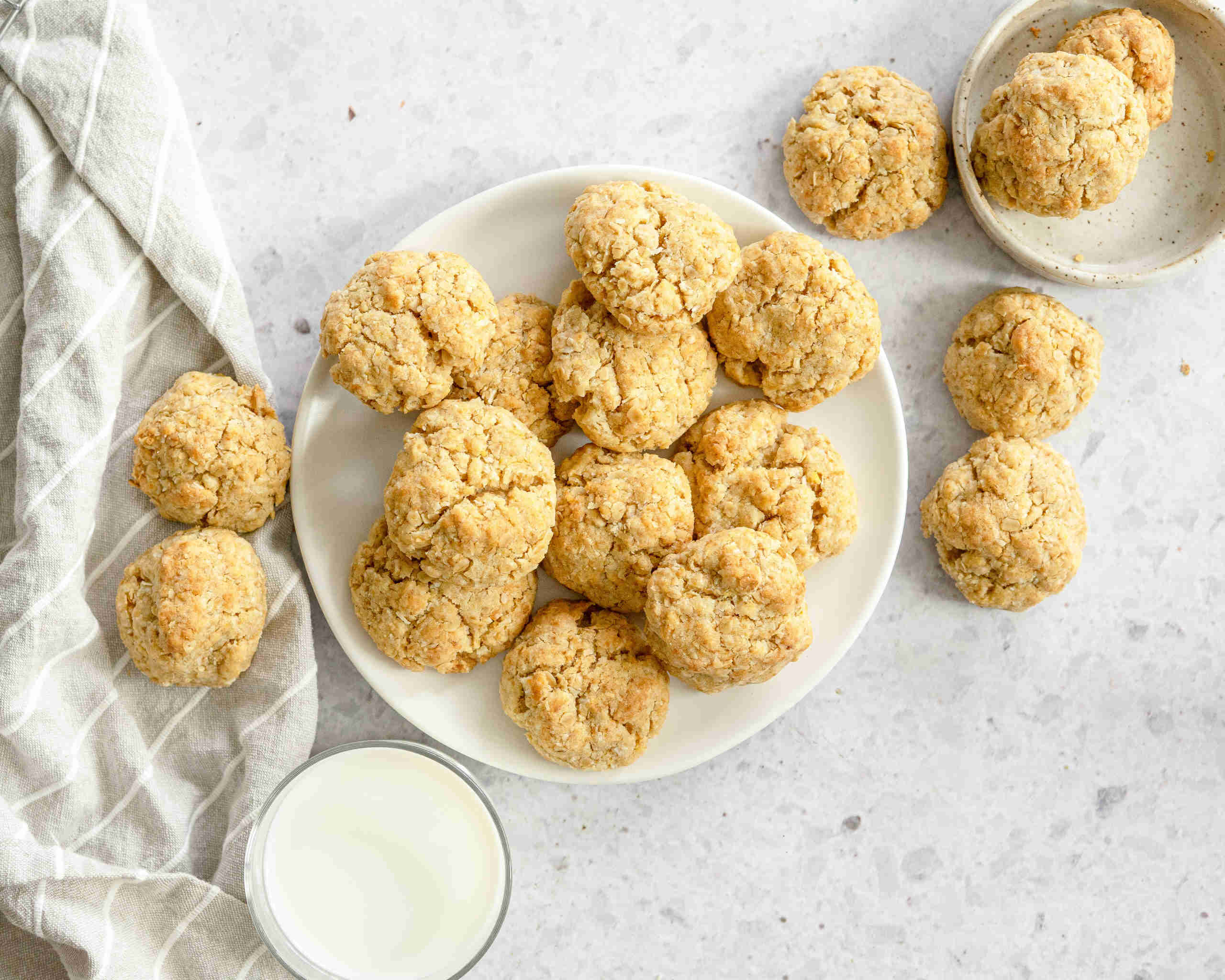 coconut-almond-oatmeal-cookies-recipe