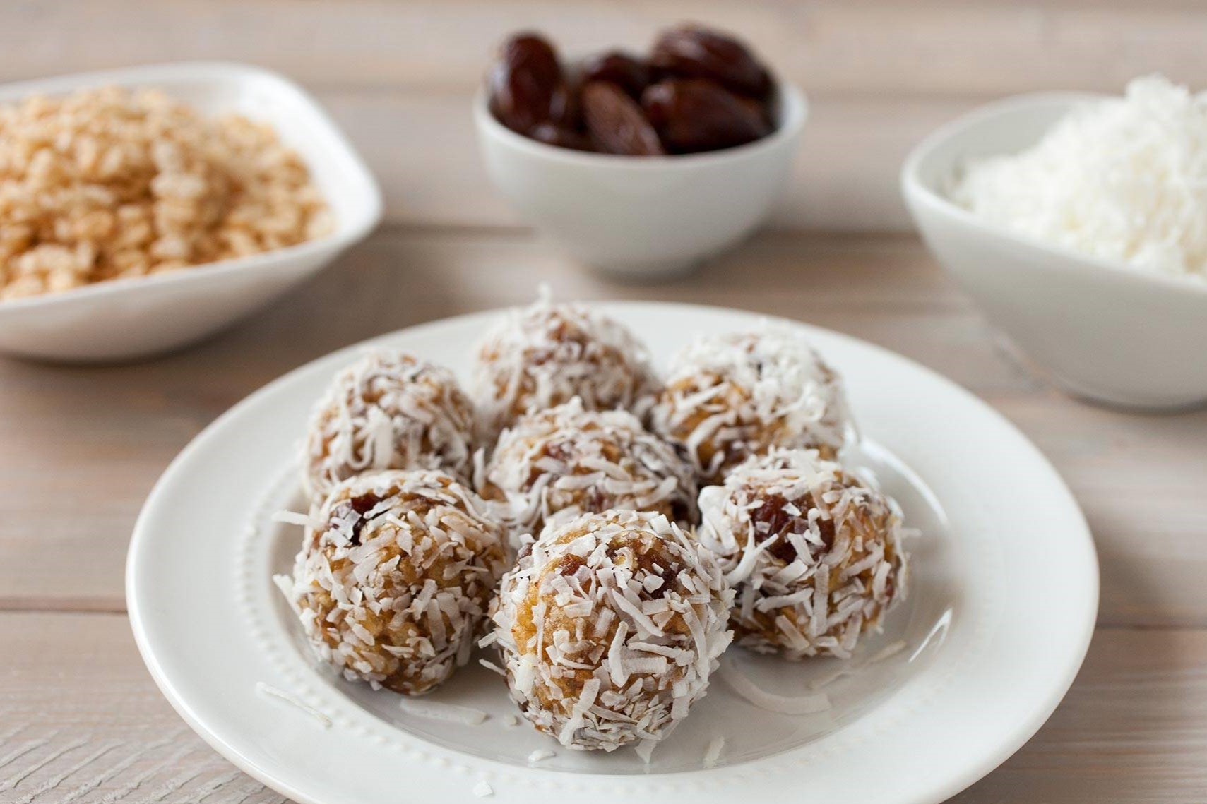 coconut-date-balls-recipe