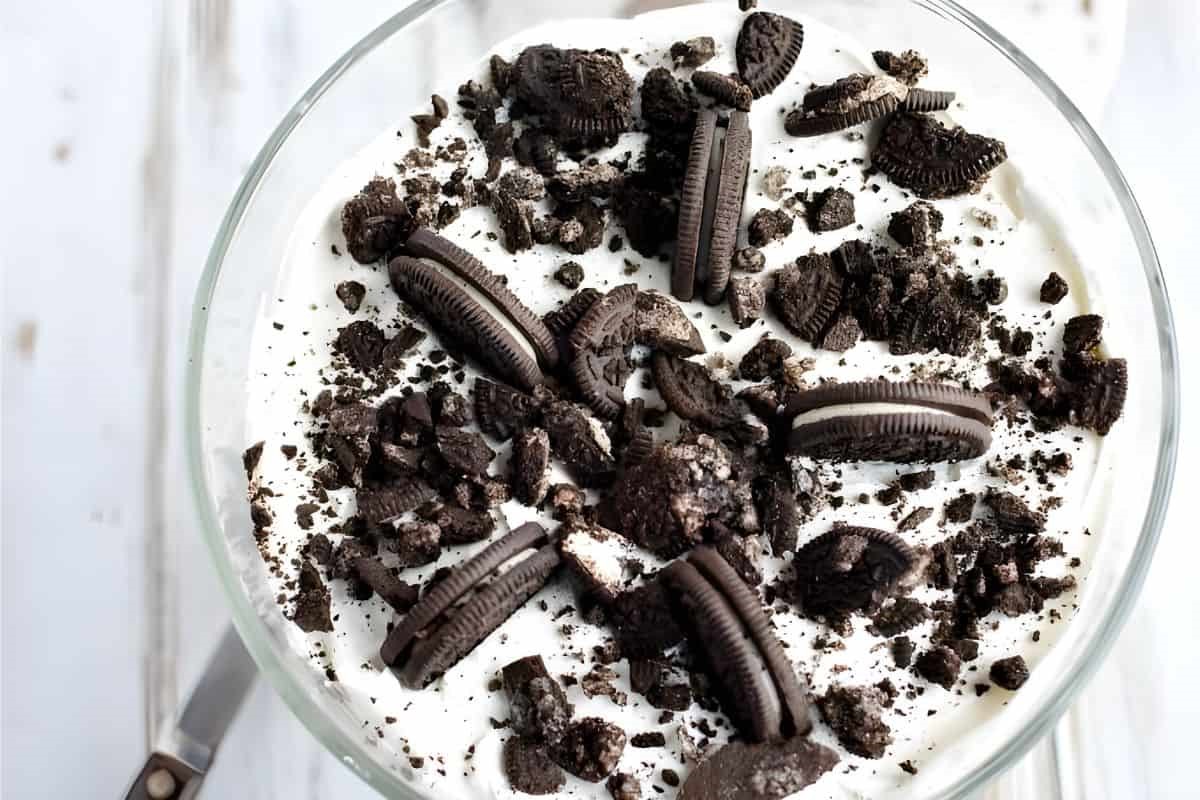 cookies-and-cream-trifle-recipe